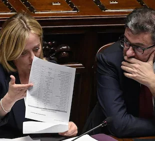 Giorgia Meloni e il ministro dell'economia Giorgetti