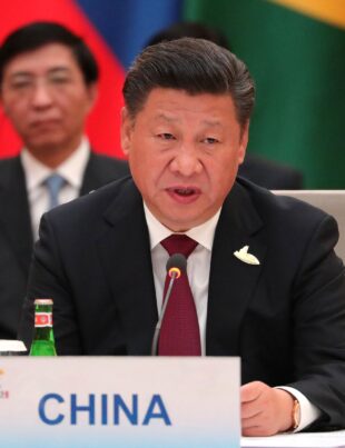La Cina riapre al mondo dopo 3 anni Zero Covid Xi Jinping